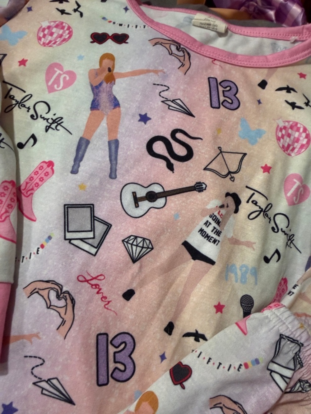 Taylor Swift Pink Multicolor Icon Print Pajama Set - Picture 2 of 3